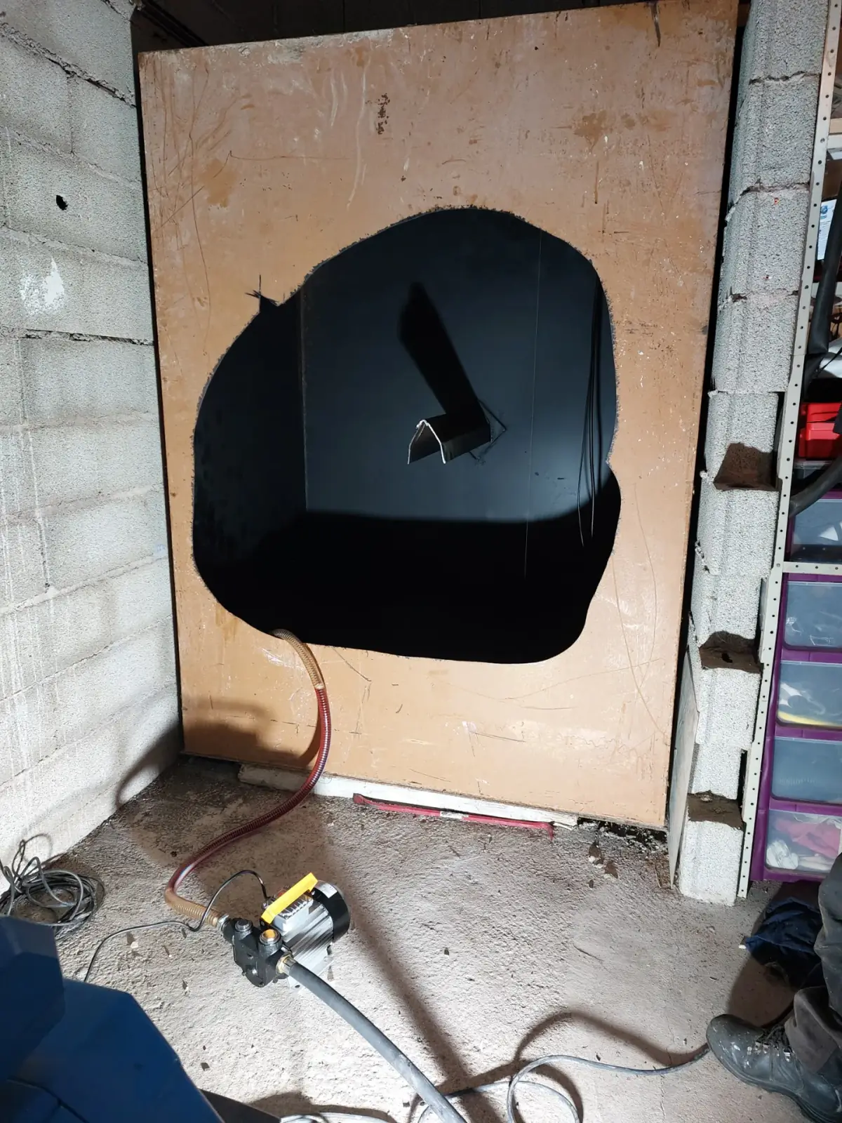 Découpage de cuves à fioul