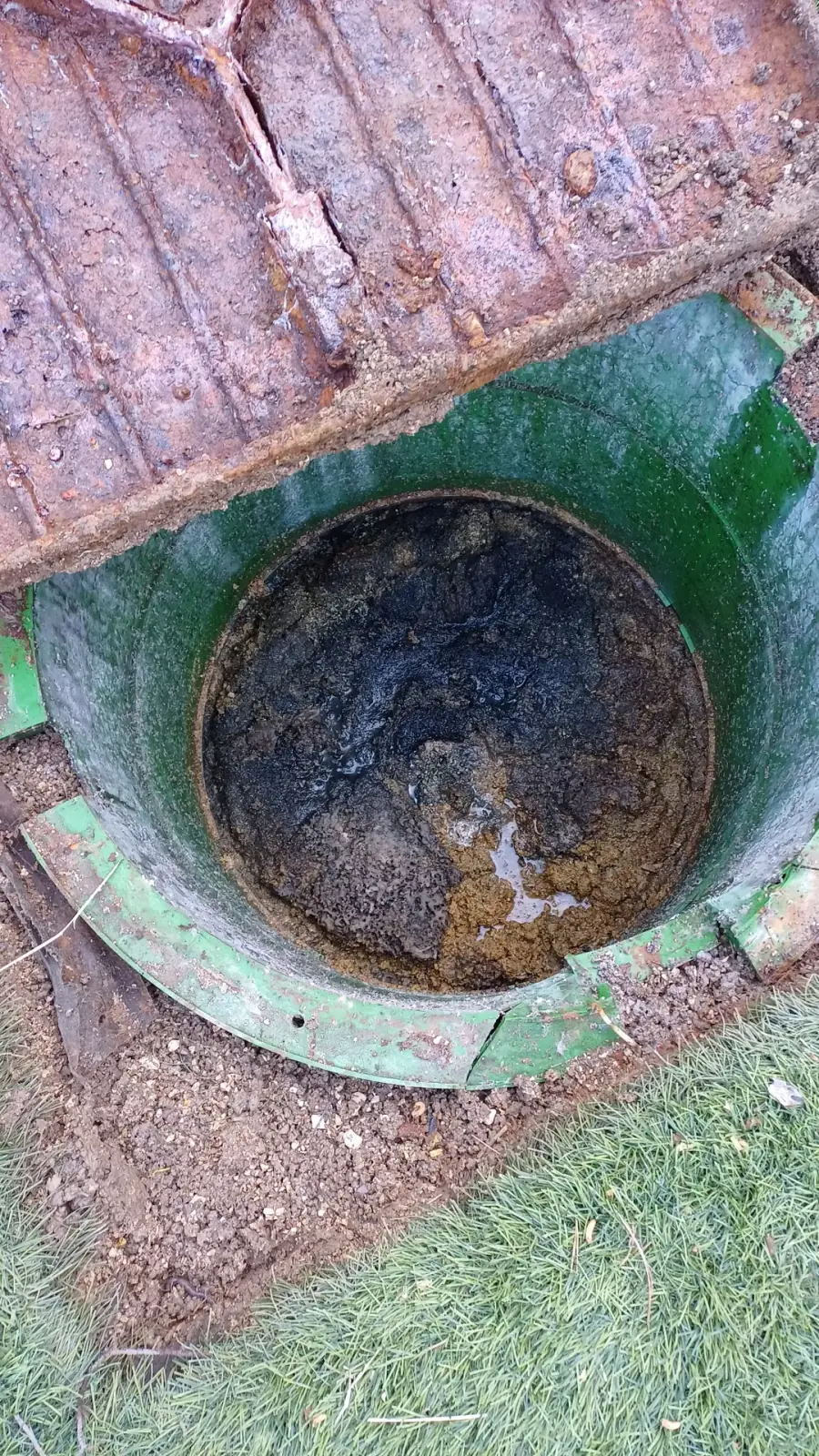 Pompage/vidange de fosse septique et fosse toutes eaux